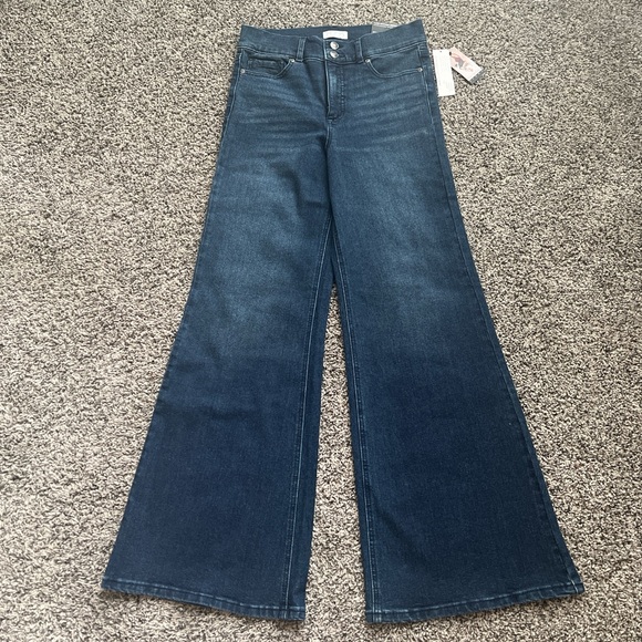 Sofia Vergara Jeans - Picture 2 of 5